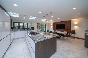 DINING KITCHEN- click for photo gallery